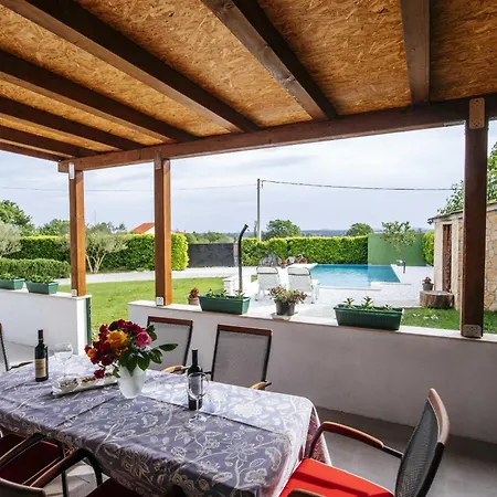 Semesterbostad My Dalmatia - Authentic Stone House Momo With Private Infinity Pool *