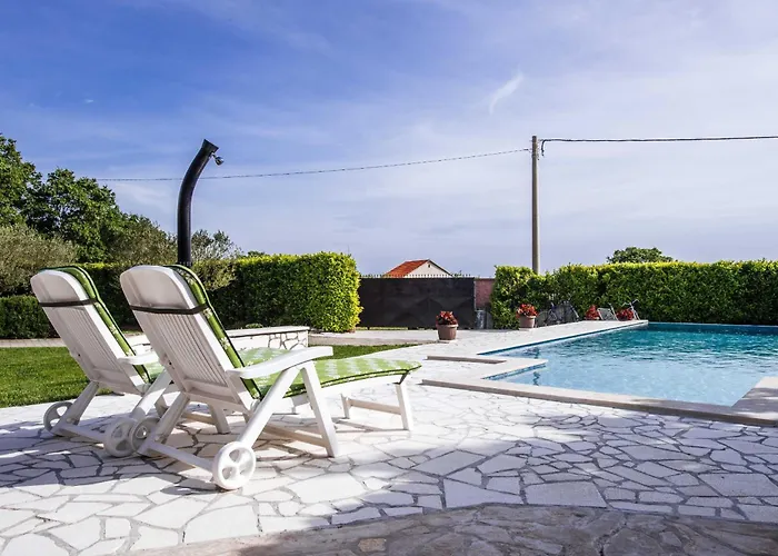 Semesterbostad My Dalmatia - Authentic Stone House Momo With Private Infinity Pool Kakma