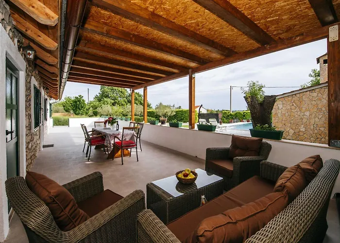 My Dalmatia - Authentic Stone House Momo With Private Infinity Pool Semesterbostad