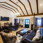My Dalmatia - Authentic Stone House Momo With Private Infinity Pool Holiday home Kakma