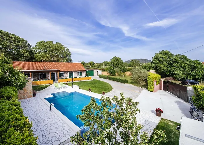 My Dalmatia - Authentic Stone House Momo With Private Infinity Pool